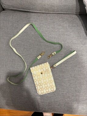 🎈5 for $15🎈Top It Off Elegant Patterned phone wristlet/phone bag & crossbody